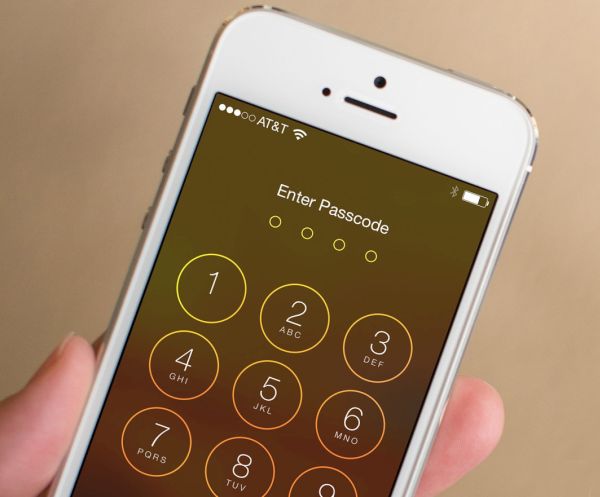 iPhone Users Unlock Their Sartphone 80 Times a Day